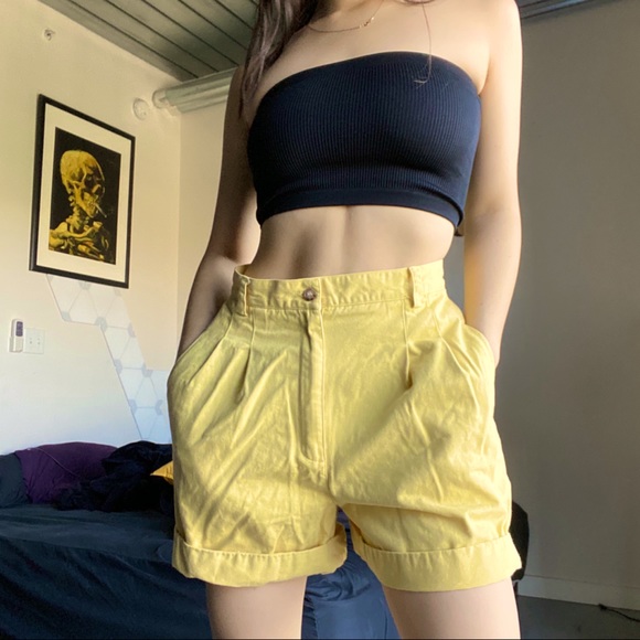 Jones New York Pants - PASTEL YELLOW HIGH RISE SHORTS